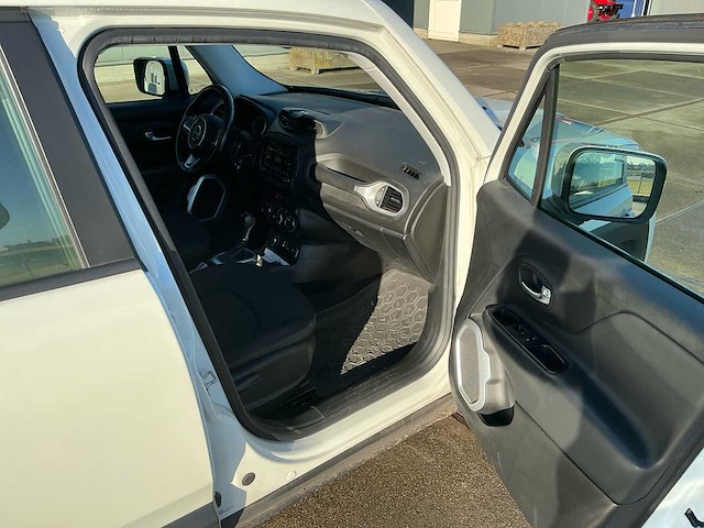 2018 jeep renegade 2.0 mj limited bedrijfswagen - afbeelding 21 van  50