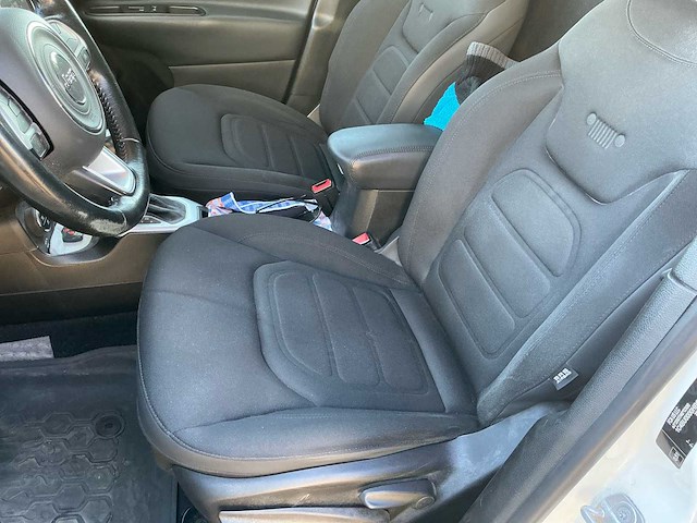 2018 jeep renegade 2.0 mj limited bedrijfswagen - afbeelding 30 van  50