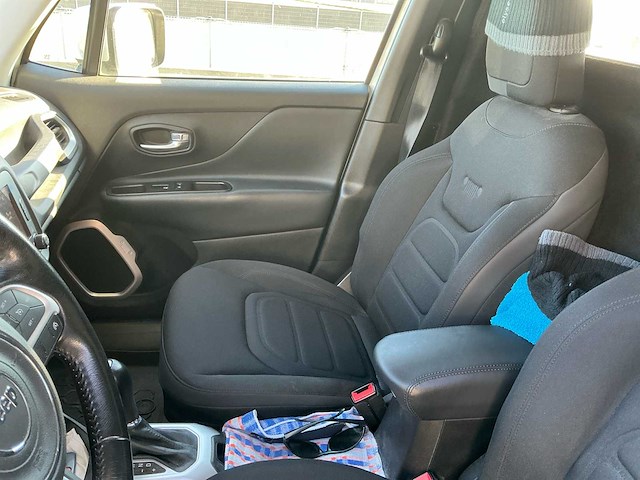 2018 jeep renegade 2.0 mj limited bedrijfswagen - afbeelding 31 van  50