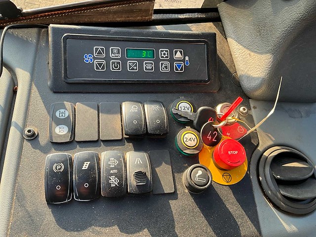 2018 john deere 1510g tier iv forwarder - afbeelding 38 van  50