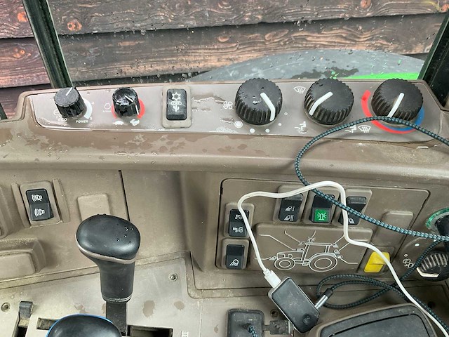 2018 john deere 6155 m powerquad vierwielaangedreven landbouwtractor - afbeelding 11 van  30
