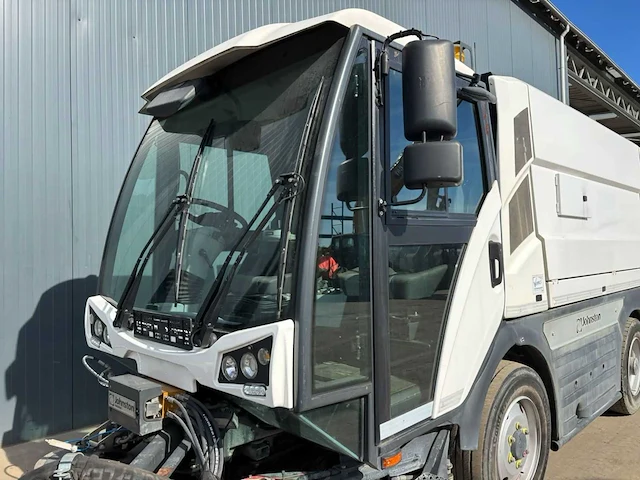 2018 johnston c401 cx straatveegmachine – 2.649 uur – euro 6 – 80 km/u – 4ws – 3 borstels - afbeelding 6 van  33