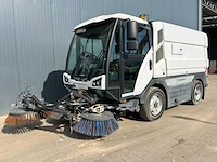 2018 johnston c401 cx straatveegmachine – 2.649 uur – euro 6 – 80 km/u – 4ws – 3 borstels