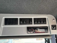 2018 johnston c401 cx straatveegmachine – 2.649 uur – euro 6 – 80 km/u – 4ws – 3 borstels - afbeelding 9 van  33