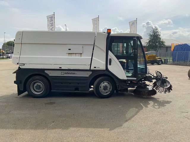 2018 johnston sweepers c401 veegwagen - afbeelding 1 van  9