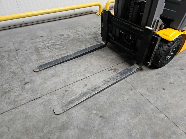 2018 jung heinrich efg 213 vorkheftruck - afbeelding 7 van  24