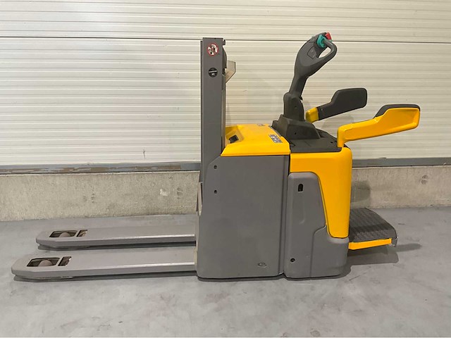 2018 jungheinrich erd 220 2000kg meerij stapelaar - afbeelding 5 van  9