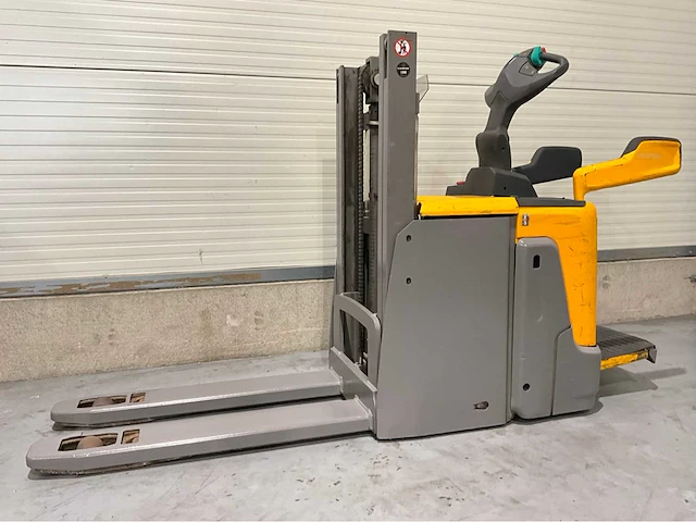 2018 jungheinrich erd 220 2000kg stapelaar - afbeelding 1 van  10