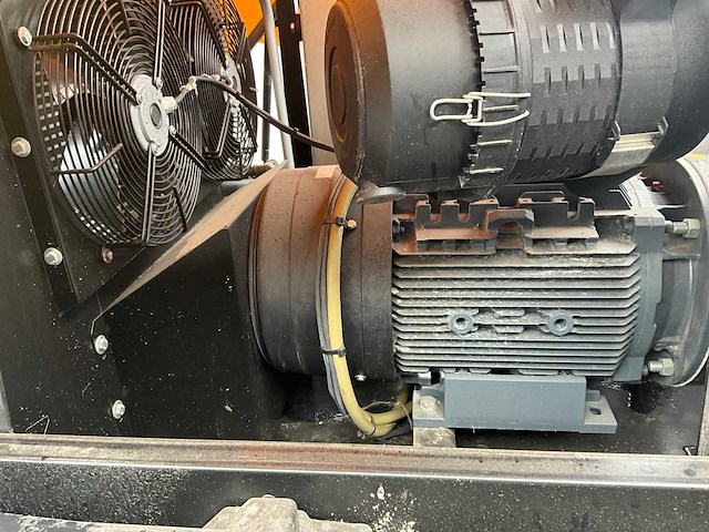 2018 kaeser m50e (sigma e-power) mobiele elektronische compressor op aanhanger - afbeelding 8 van  17