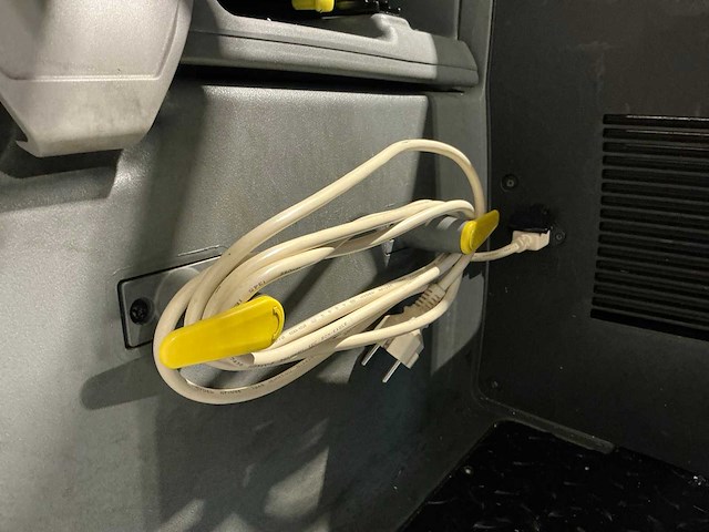 2018 karcher b150 r zelfrijdende schrob/zuigmachine - afbeelding 8 van  21