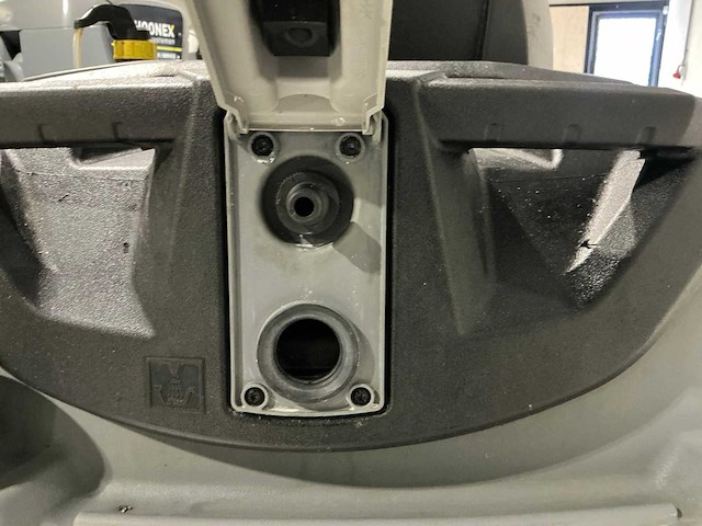 2018 karcher b150 r zelfrijdende schrob/zuigmachine - afbeelding 10 van  21