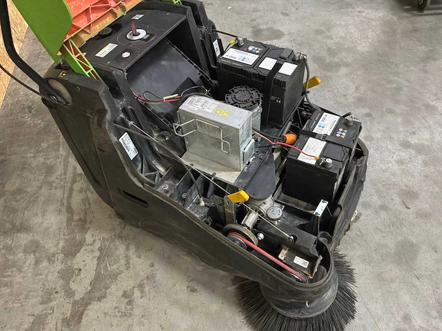 2018 kärcher km 75/40 bp pack veegmachine - afbeelding 15 van  25