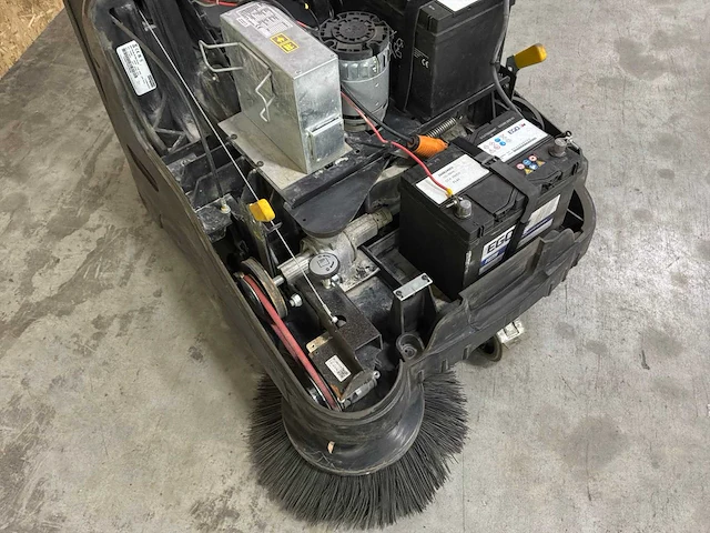 2018 kärcher km 75/40 bp pack veegmachine - afbeelding 16 van  25