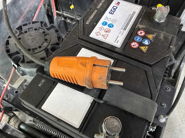2018 kärcher km 75/40 bp pack veegmachine - afbeelding 18 van  25
