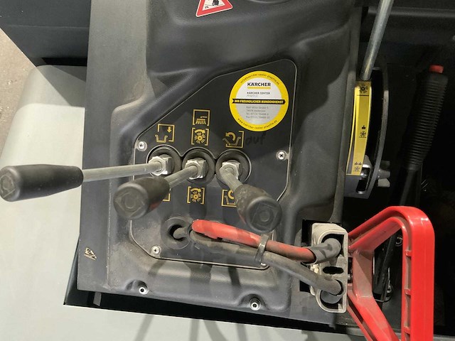 2018 kärcher km122 opzit veegmachine - afbeelding 5 van  17