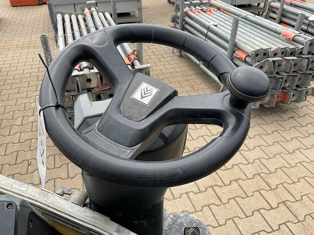 2018 kärcher professional b150r bp zelfrijdende schrobzuigmachine - afbeelding 11 van  14
