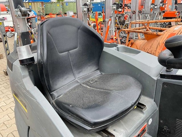 2018 kärcher professional b150r bp zelfrijdende schrobzuigmachine - afbeelding 13 van  14