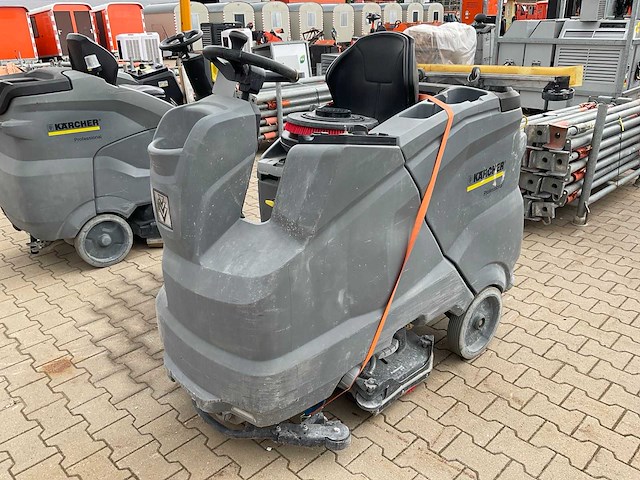 2018 kärcher professional b150r bp zelfrijdende schrobzuigmachine - afbeelding 4 van  11