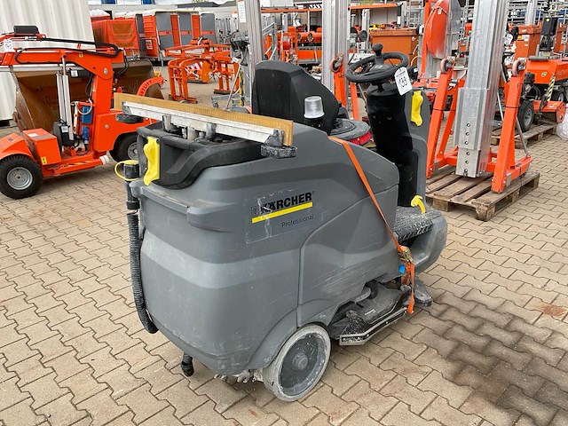 2018 kärcher professional b150r bp zelfrijdende schrobzuigmachine - afbeelding 6 van  11