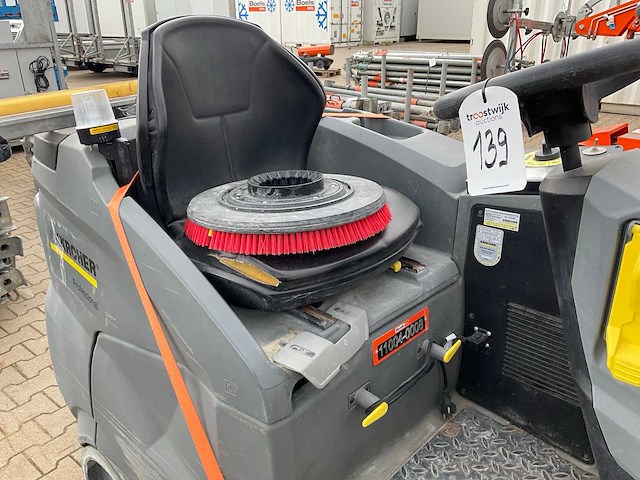 2018 kärcher professional b150r bp zelfrijdende schrobzuigmachine - afbeelding 11 van  11