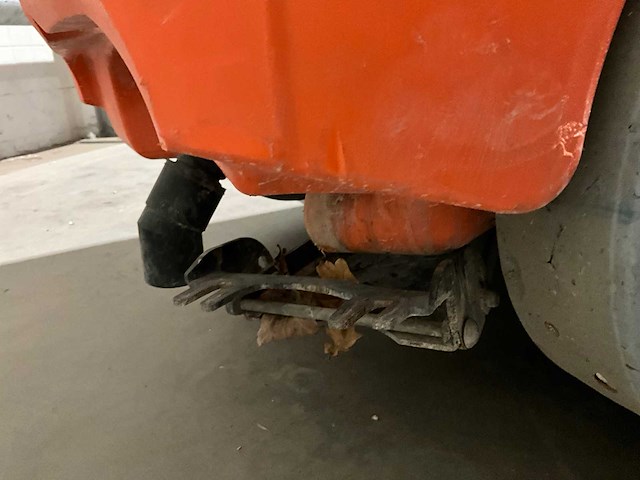 2018 kärcher professional b90r vloerdweilmachine - afbeelding 12 van  17