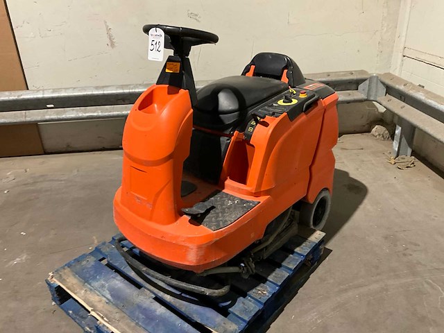 2018 kärcher professional b90r vloerdweilmachine - afbeelding 1 van  17