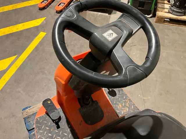 2018 kärcher professional b90r vloerdweilmachine - afbeelding 8 van  17