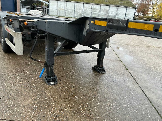 2018 kassbohrer multicont containerchassis oplegger - afbeelding 20 van  34