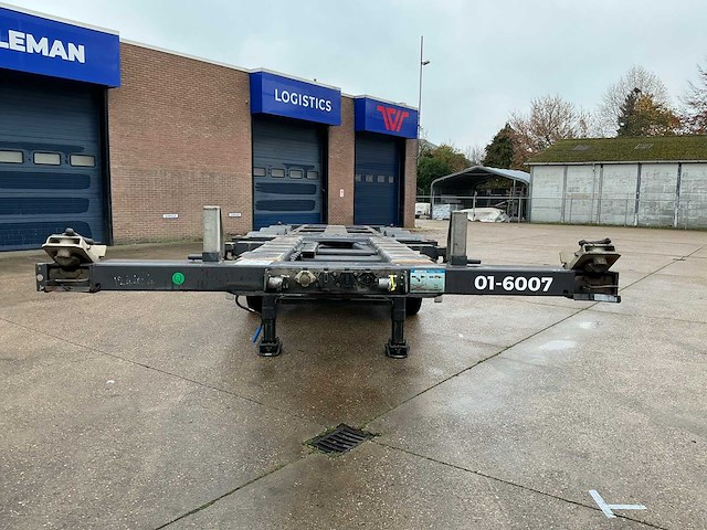 2018 kassbohrer multicont containerchassis oplegger - afbeelding 23 van  34