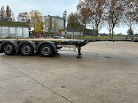 2018 kassbohrer multicont containerchassis oplegger - afbeelding 30 van  34