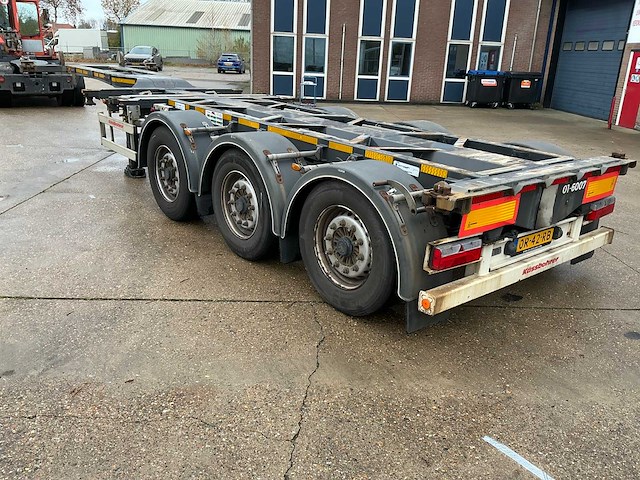 2018 kassbohrer multicont containerchassis oplegger - afbeelding 33 van  34