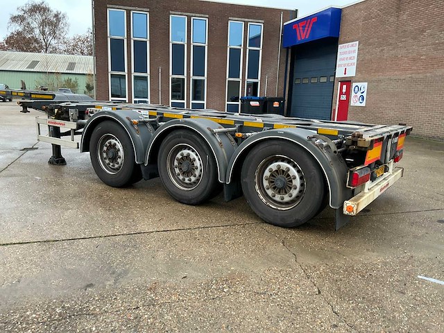2018 kassbohrer multicont containerchassis oplegger - afbeelding 34 van  34