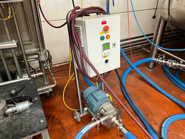 2018 keg-technik micromat m 2/2-b fusten vul- en reinigingsmachine - afbeelding 8 van  11