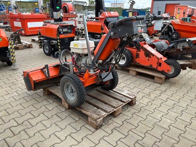 2018 kersten k 2000 g / efkm10037 zelfrijdende veegmachine - afbeelding 9 van  15