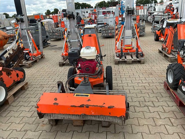 2018 kersten k 2000 g / efkm10037 zelfrijdende veegmachine - afbeelding 13 van  15