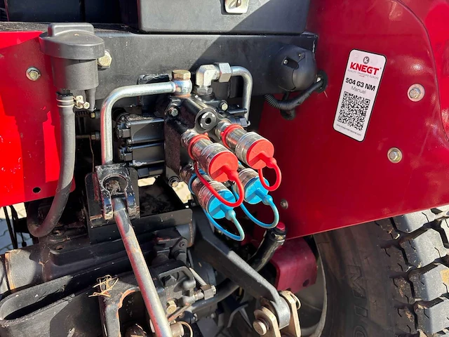 2018 knegt 504g3 4wd tractor met stoll fc 550 p voorlader, vorken en grondbak - afbeelding 4 van  47