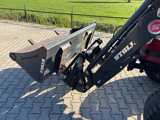 2018 knegt 504g3 4wd tractor met stoll fc 550 p voorlader, vorken en grondbak - afbeelding 9 van  47
