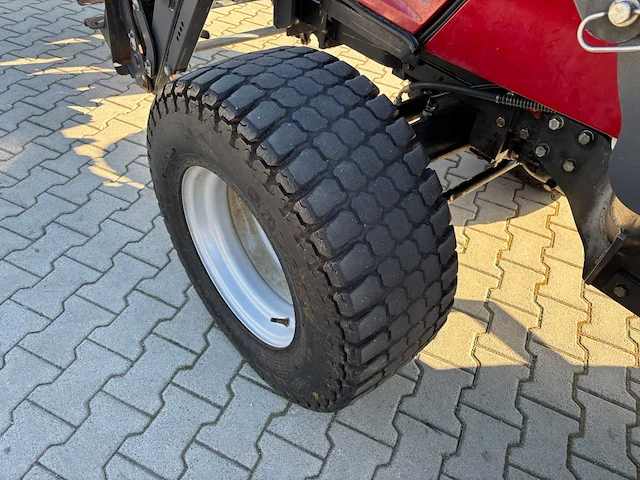 2018 knegt 504g3 4wd tractor met stoll fc 550 p voorlader, vorken en grondbak - afbeelding 13 van  47