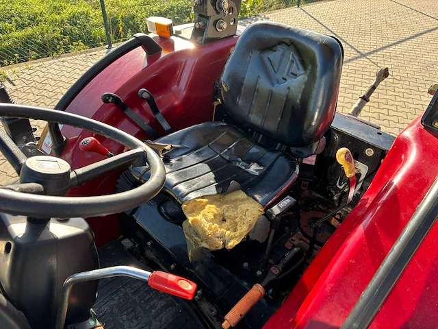 2018 knegt 504g3 4wd tractor met stoll fc 550 p voorlader, vorken en grondbak - afbeelding 19 van  47