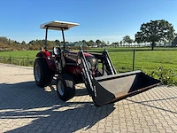 2018 knegt 504g3 4wd tractor met stoll fc 550 p voorlader, vorken en grondbak - afbeelding 27 van  47