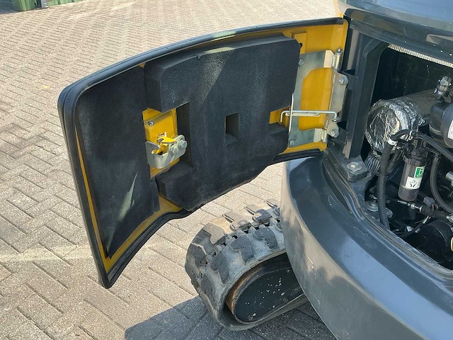 2018 komatsu pc26mr - midigraafmachine - afbeelding 16 van  31