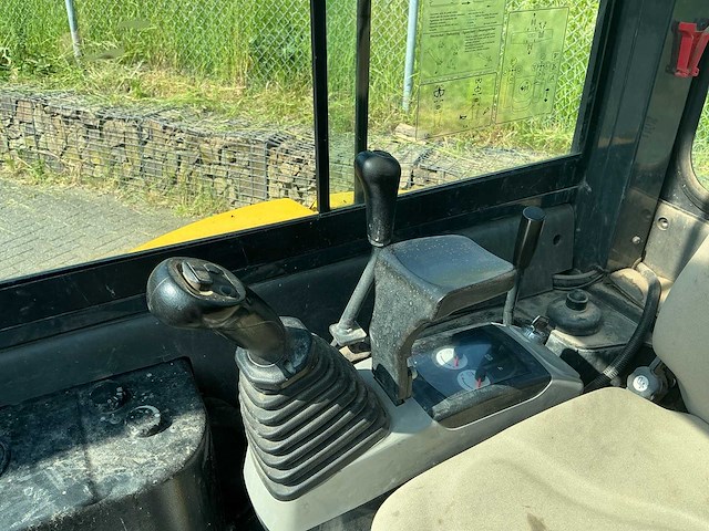 2018 komatsu pc26mr - midigraafmachine - afbeelding 17 van  31