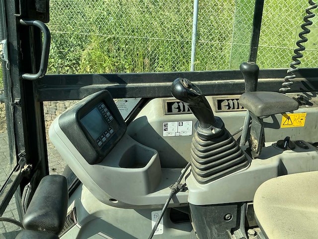 2018 komatsu pc55mr-5mi midigraafmachine - afbeelding 16 van  29