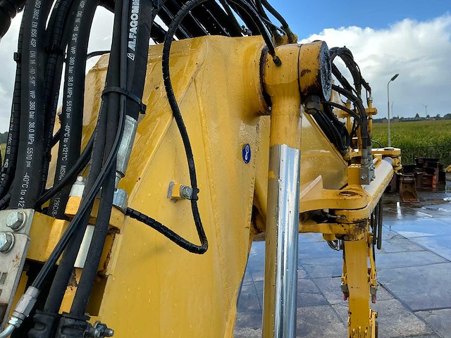 2018 komatsu pw148-10 banden graafmachine - afbeelding 14 van  26