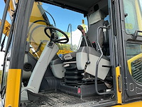 2018 komatsu pw148-10 banden graafmachine - afbeelding 16 van  26