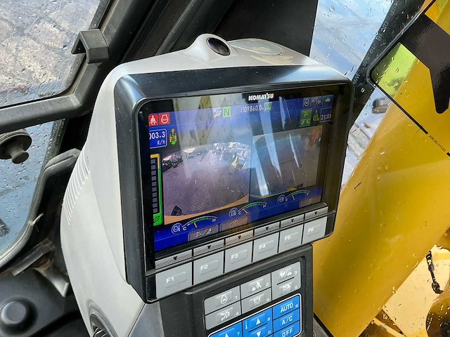 2018 komatsu pw148-10 banden graafmachine - afbeelding 21 van  26