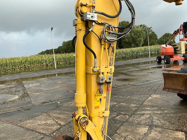 2018 komatsu pw148-10 banden graafmachine - afbeelding 26 van  26