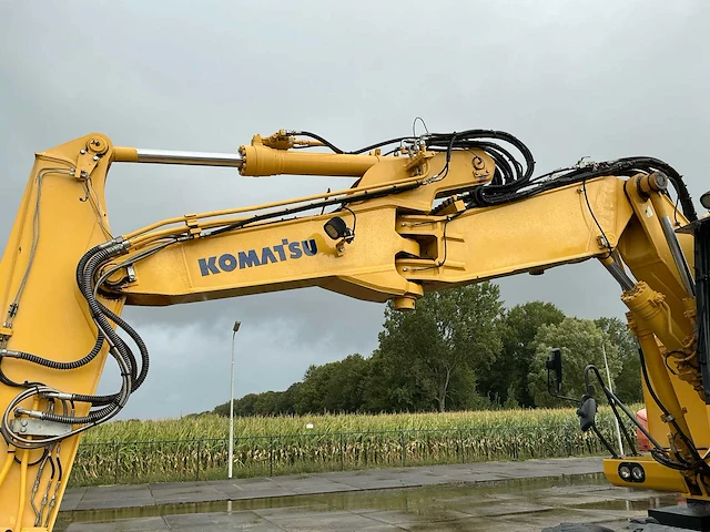 2018 komatsu pw148-10 banden graafmachine - afbeelding 3 van  40