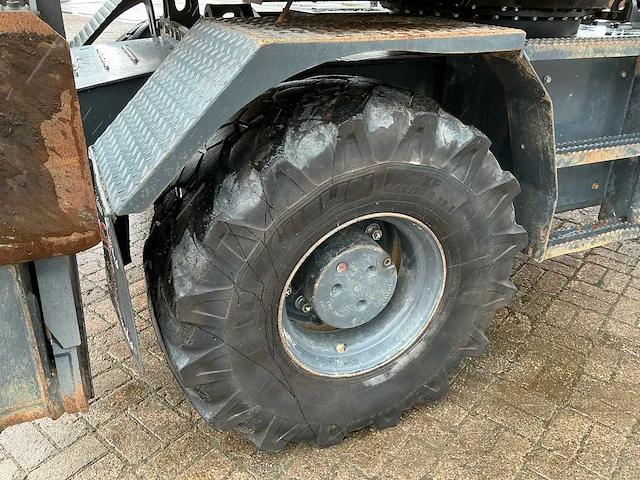2018 komatsu pw148-10 banden graafmachine - afbeelding 14 van  40