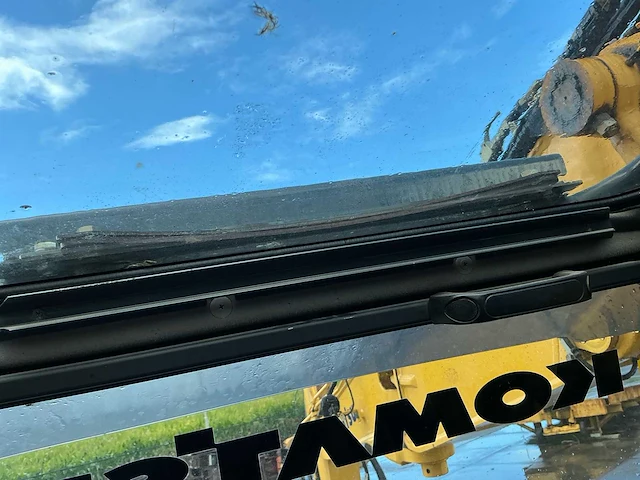 2018 komatsu pw148-10 banden graafmachine - afbeelding 7 van  10